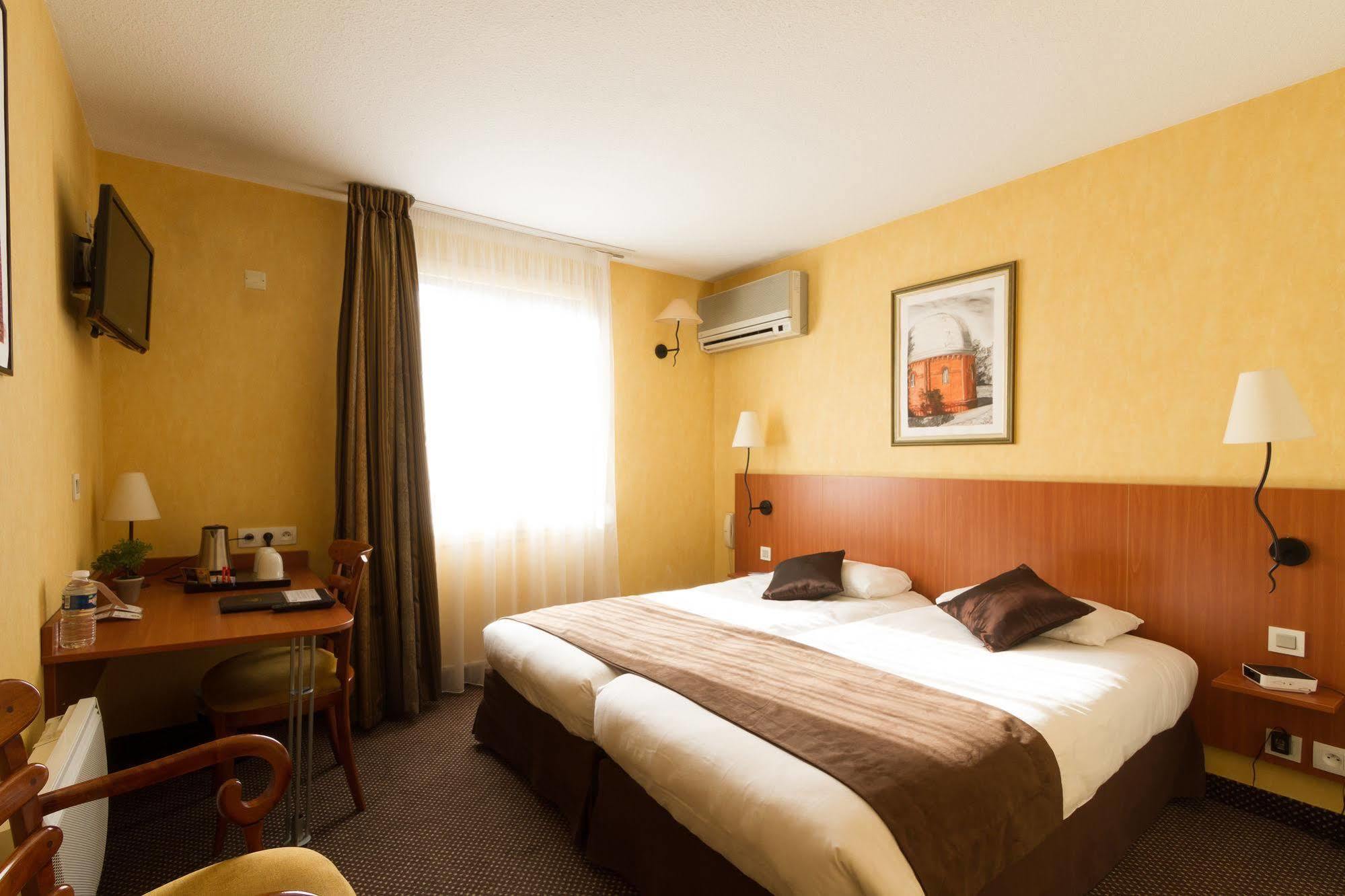 Hotel Innes By Happyculture Тулуза Екстер'єр фото